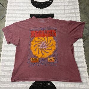 Soundgarden Tour T-Shirt Basic Style 90s Grunge Rock Band Graphic Tee Unisex XL